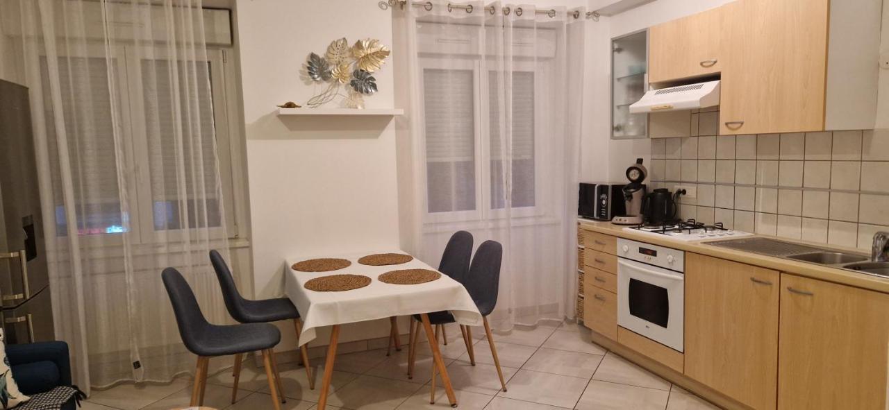 Cosy Appartement Complet centre-ville Montbéliard Extérieur photo